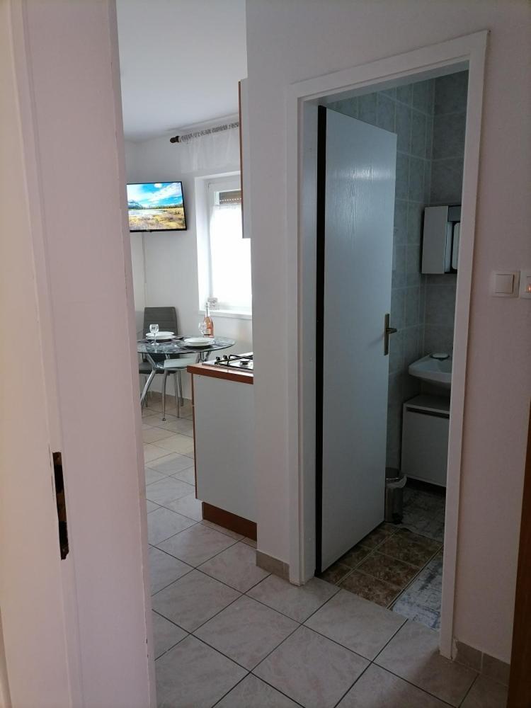 Jasna Apartman Brzac